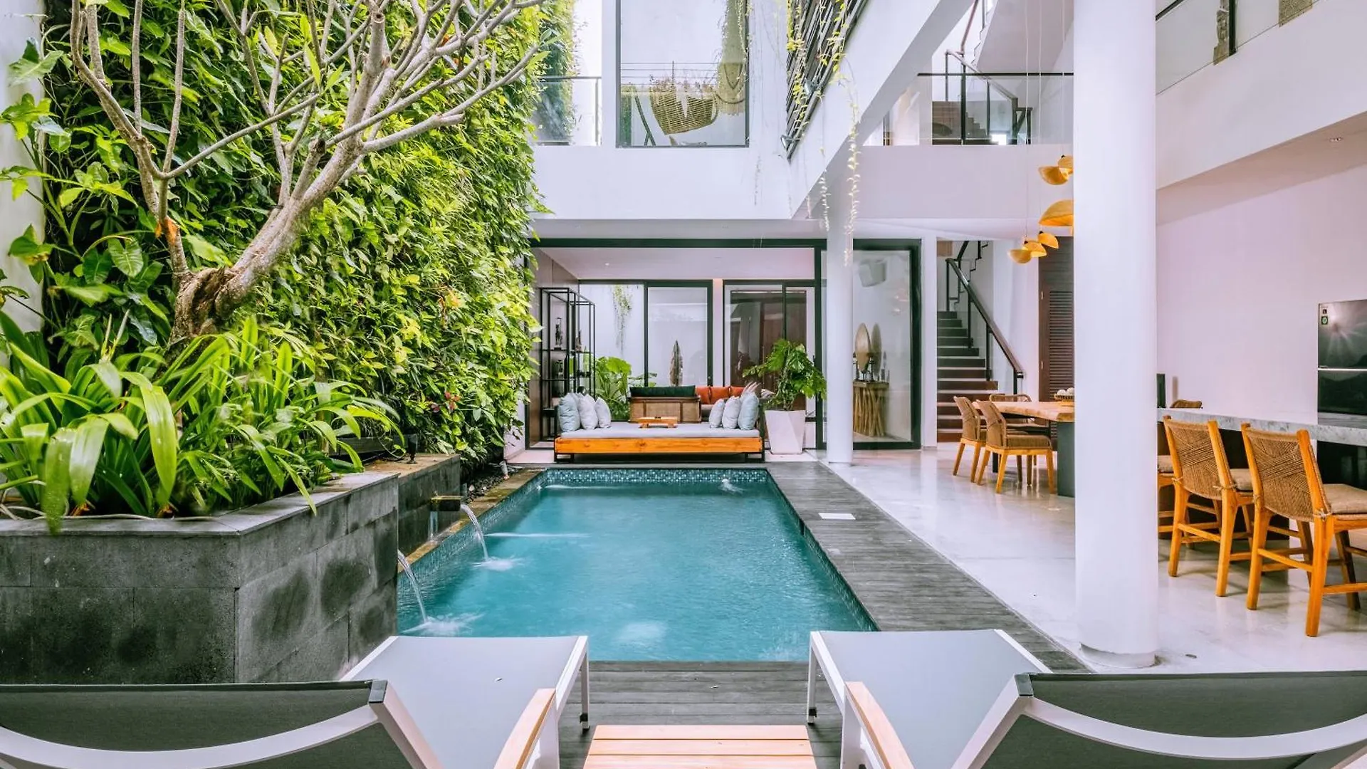 Entire Villa 3 Bedroom Private Pool Live Location #A19 Canggu  Indonesia