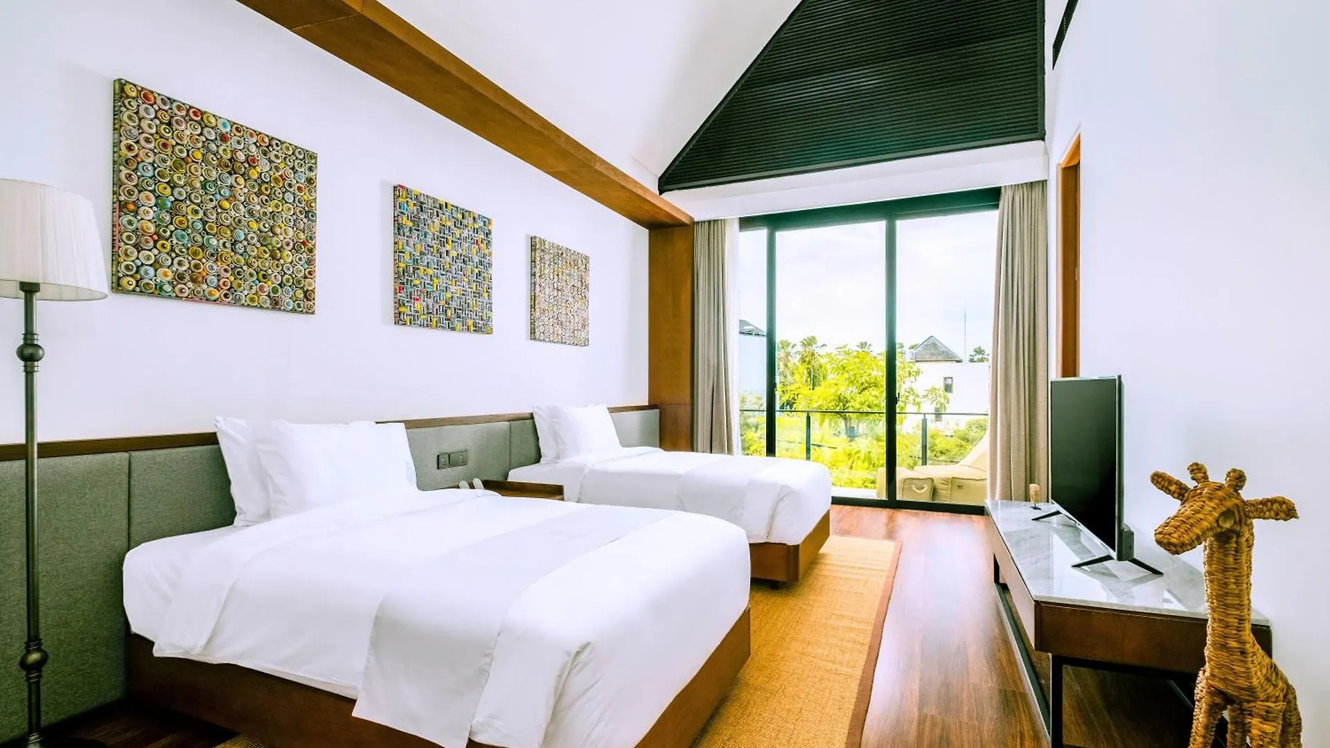 Entire Villa 3 Bedroom Private Pool Live Location #A19 Canggu  Canggu (Bali)