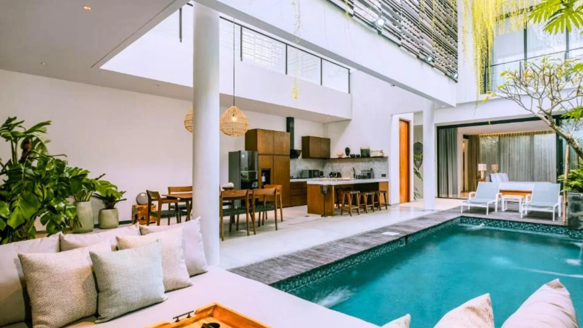 Entire Villa 3 Bedroom Private Pool Live Location #A19 Canggu